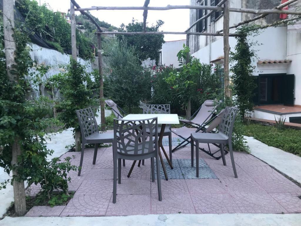 Casa Annali - House And Garden By The Amalfi Coast Villa Maiori Exterior photo